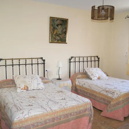 Comfortable House In With Mountain View Holiday home