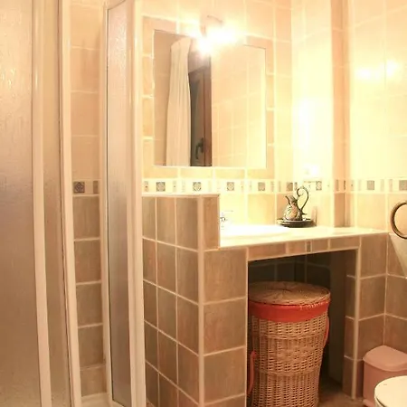 Dom wakacyjny Comfortable House In With Mountain View