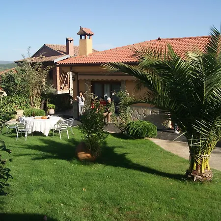 Comfortable House In With Mountain View *