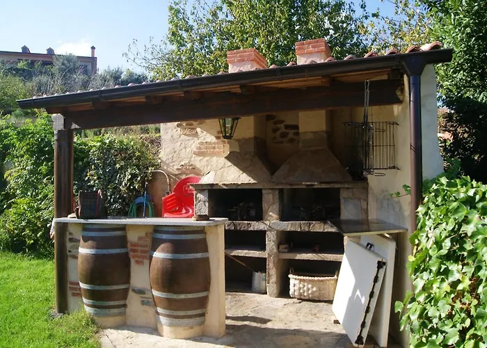 Comfortable House In With Mountain View Vakantiehuis