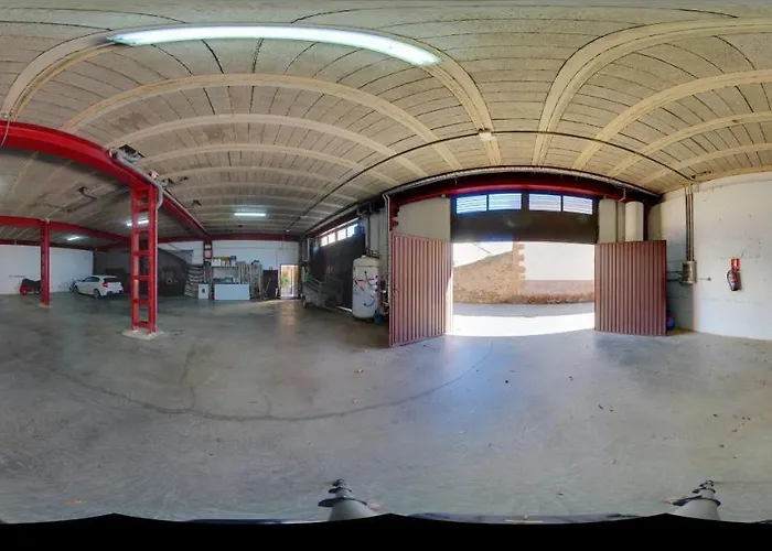 Comfortable House In With Mountain View Vakantiehuis *